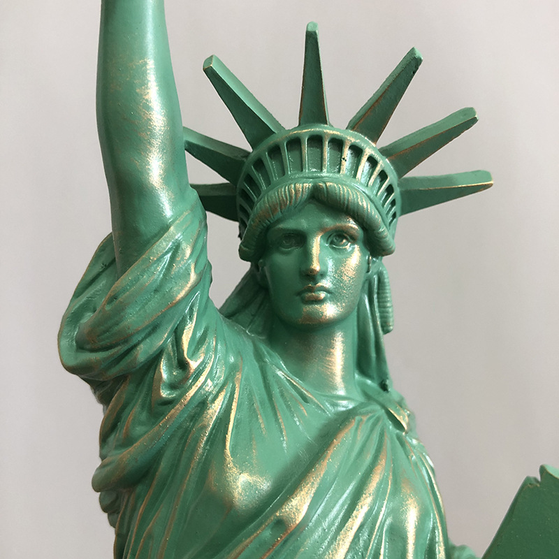YuryFvna Statue of Liberty Mod - Home Office York のレビューと価格