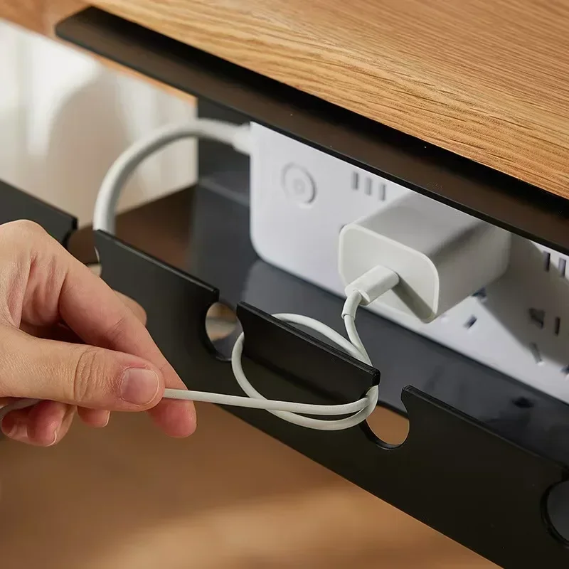 No Drilling Clamp Mount Under  - Power Strip Desk のレビューと価格