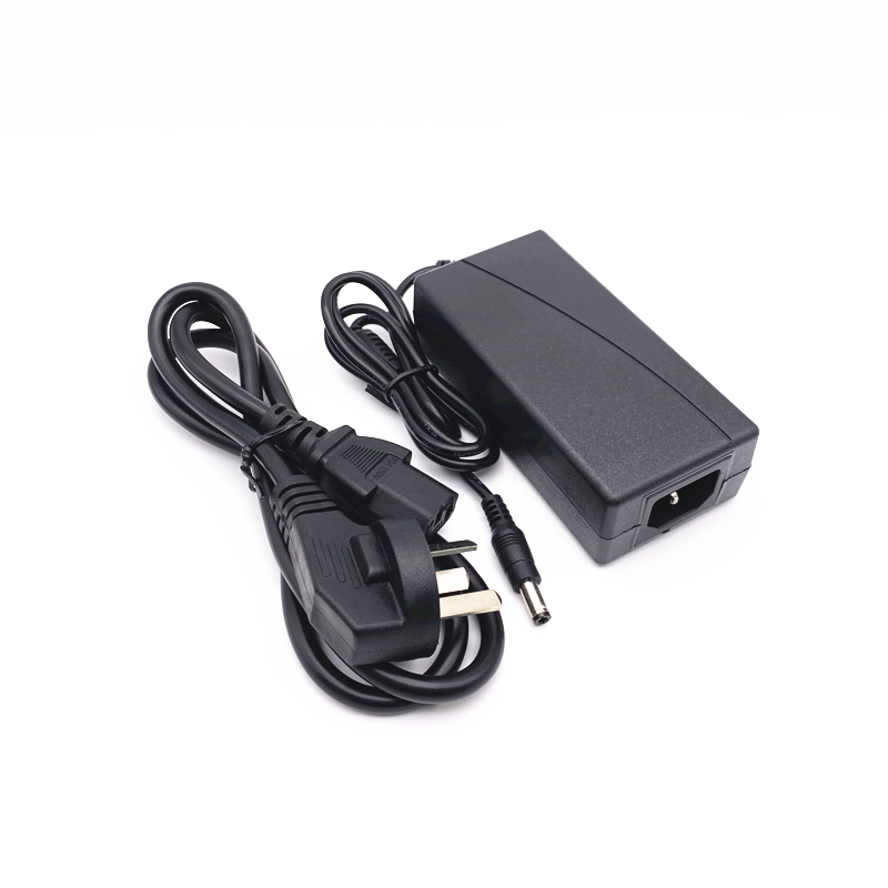 AC 100-240V To DC 30V 1.6A 48W - Power Strip Desk のレビューと価格