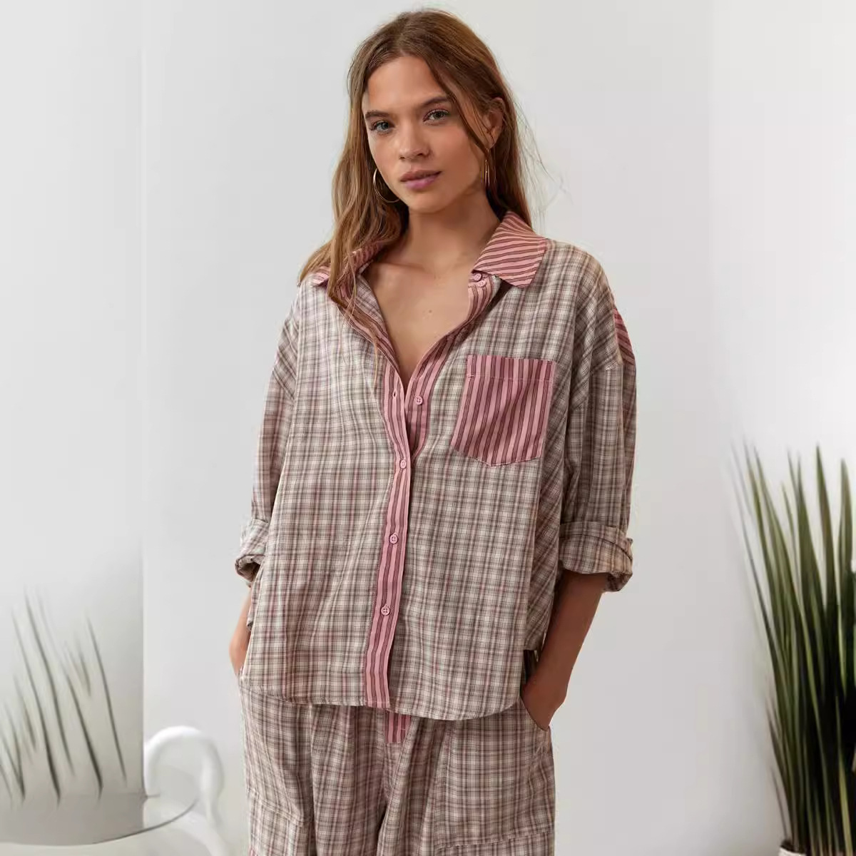 Stripe Plaid Patchwork Blouse  - Home Office 2024 のレビューと価格